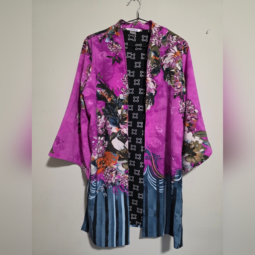 Peter Nygard Vibrant Floral Robe